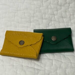 PLG Daisy wallet duo